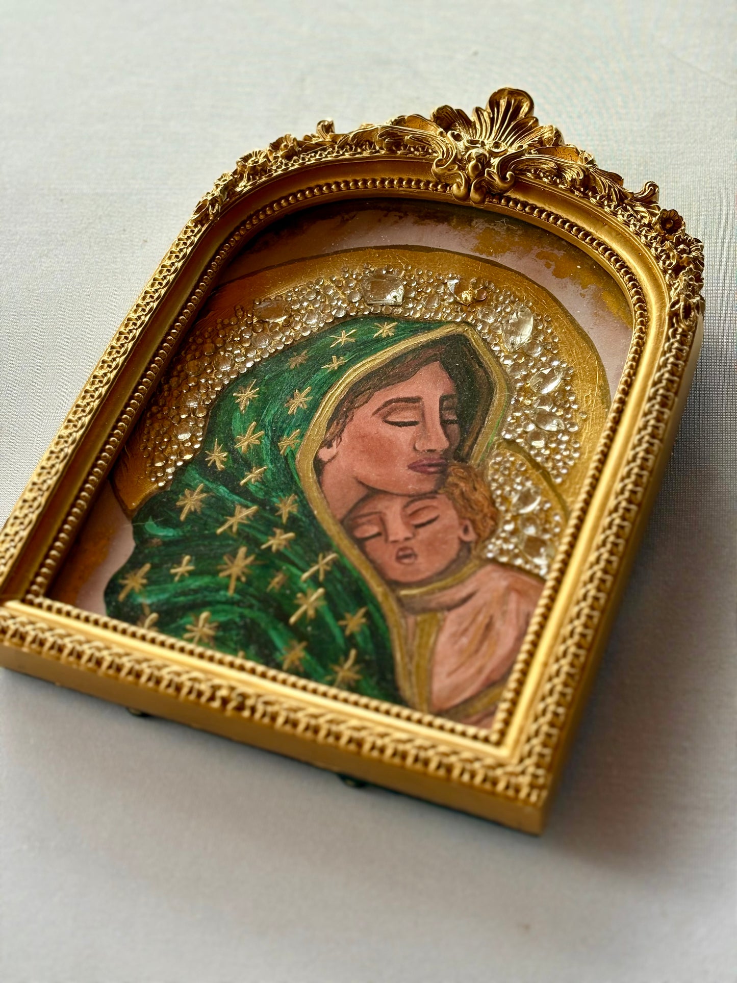 Gold Arch Frame - Mother & Child